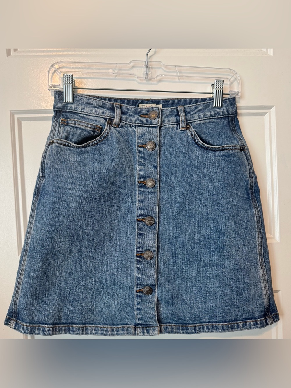 Faherty Button Front Denim Mini Skirt Size S Medium Wash A-Line
